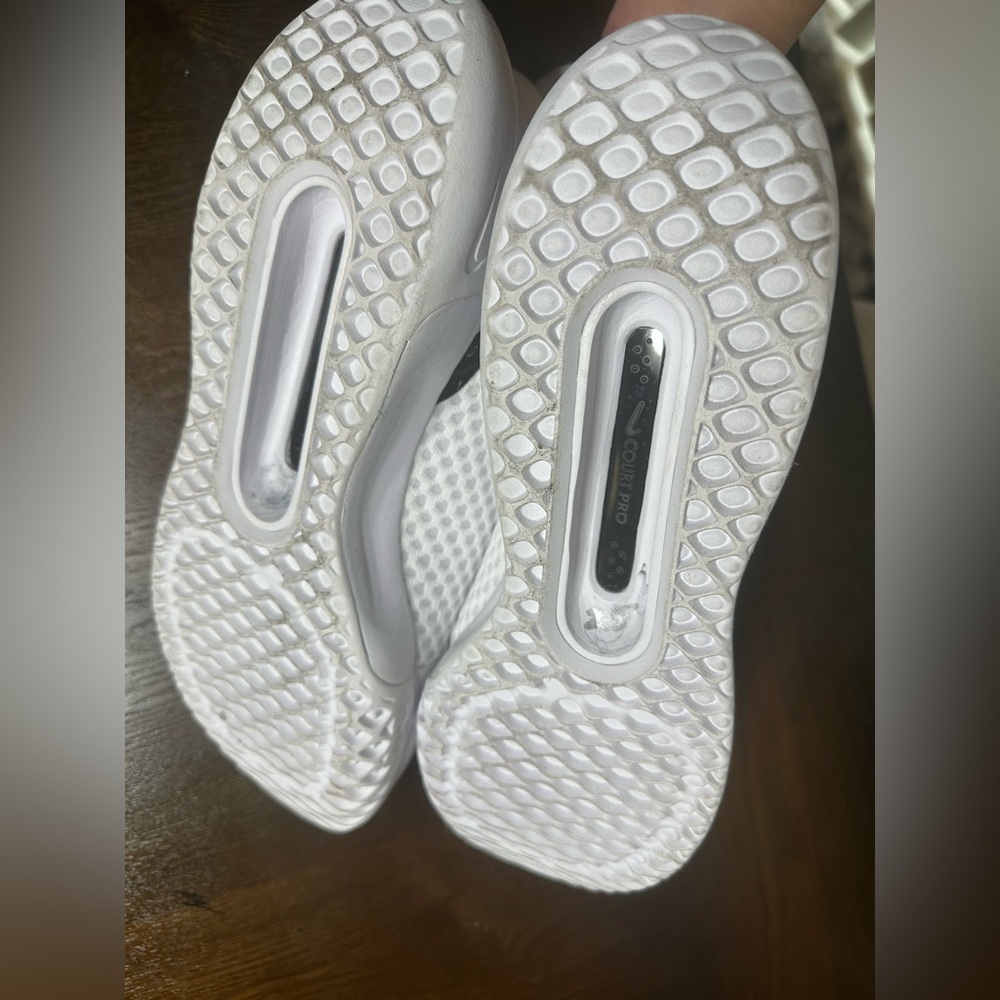Nike White and Black Mesh Sport Sneakers - Picture 5 of 7
